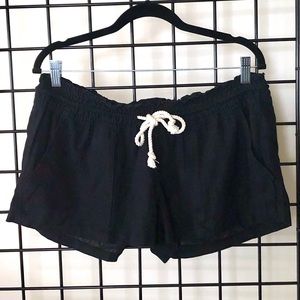 Roxy Oceanside Beach Shorts. Linen Blend. Black.